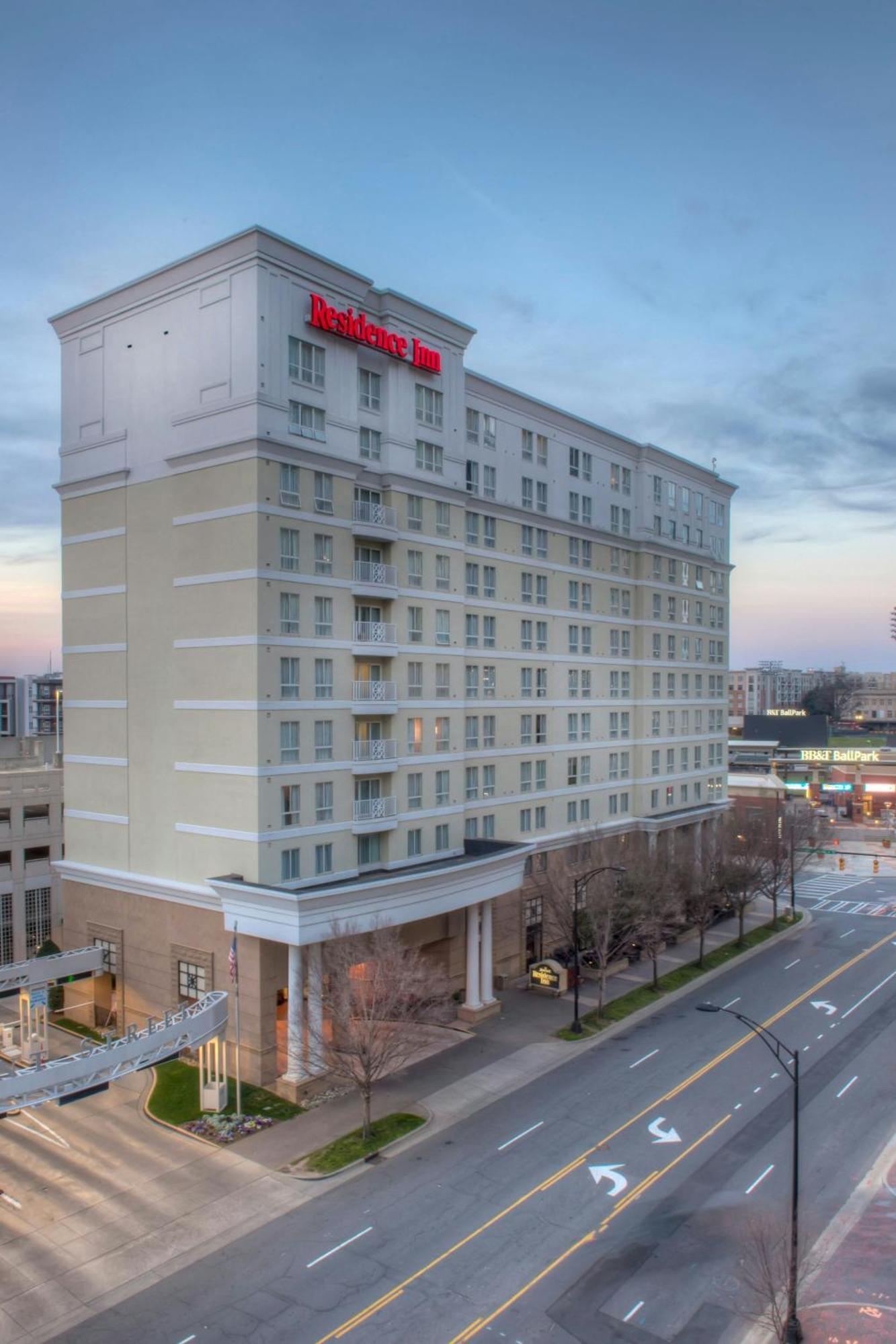 Residence Inn Charlotte Uptown Bagian luar foto